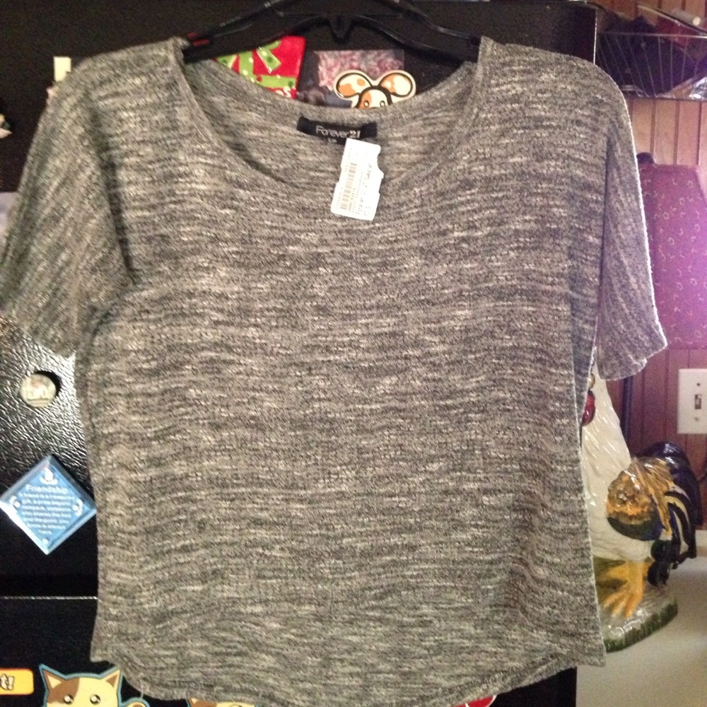 NWT Forever 21 Short Sleeve Sweater Top