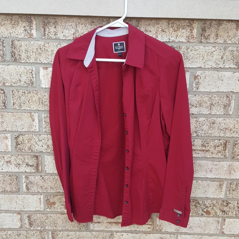 Express The Essential Shirt