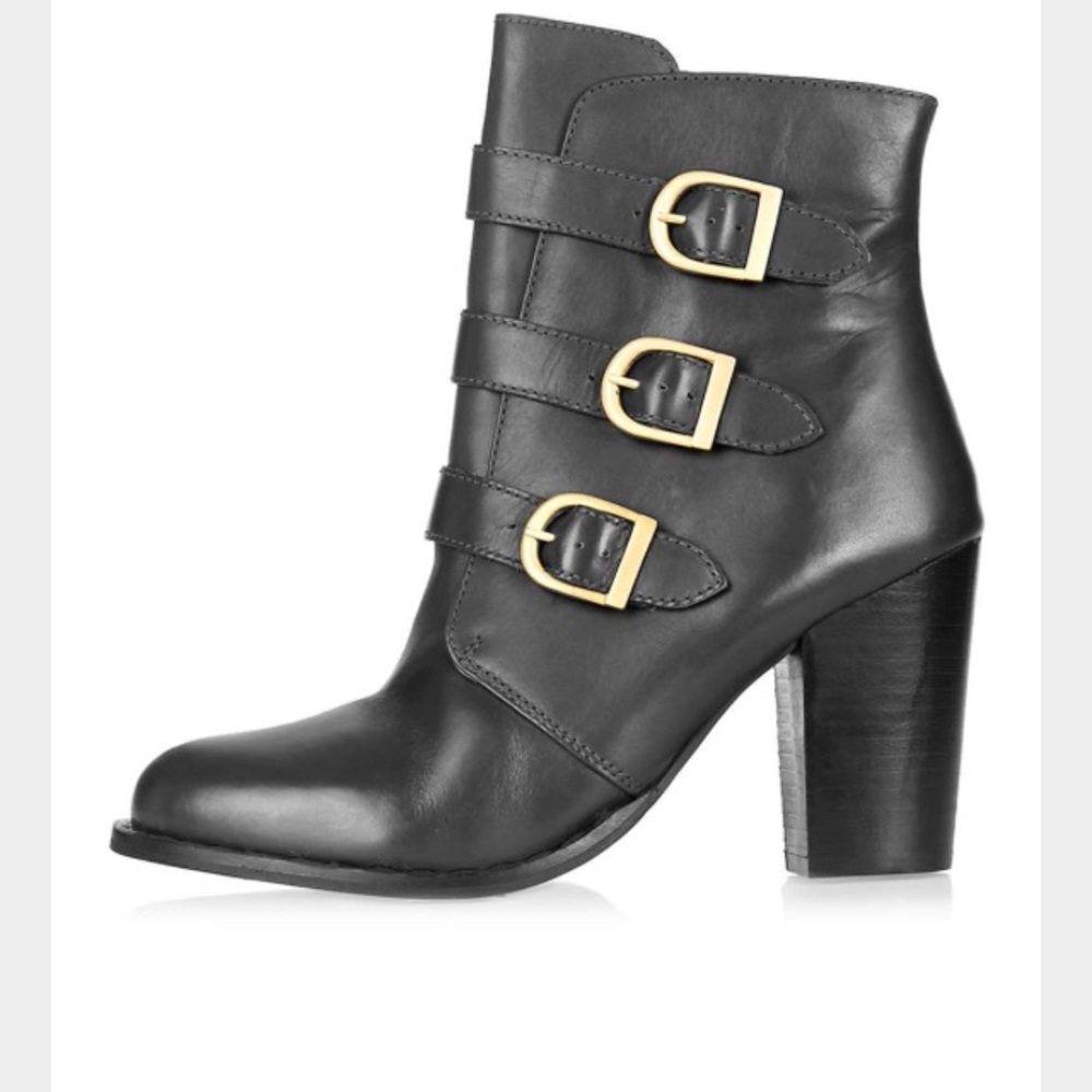 S A L E// Topshop "Horoscope" Boots