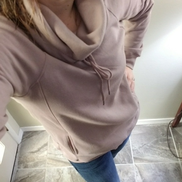 🛍Weeknd Sale🛍(Small) Mauve Cowl Neck Pullover - Picture 5 of 7