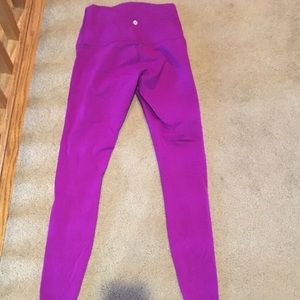 Lululemon magenta leggings