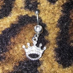 Crown belly button ring 👑