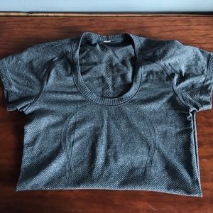 Lululemon short sleeved swiftly t