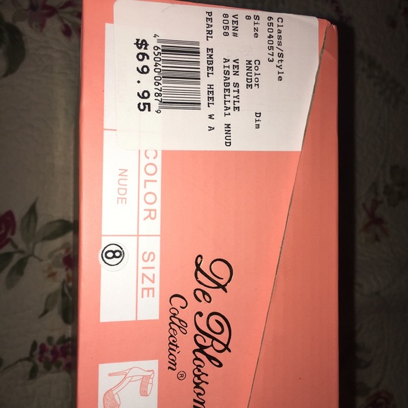 Sexy sassy 4 inch ankle strap heels - Picture 6 of 6