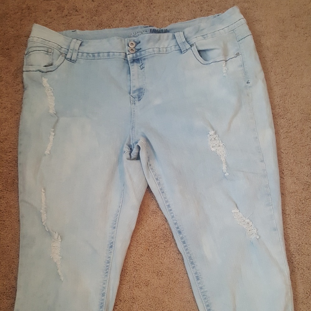 Size 24 boyfriend capris