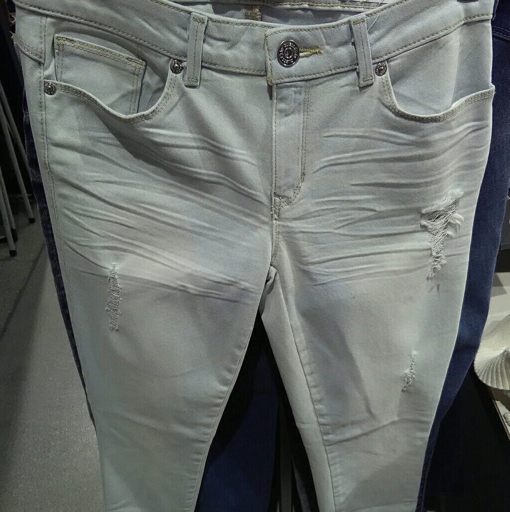 VALERIE CURVY ANKLE SLIM JEAN