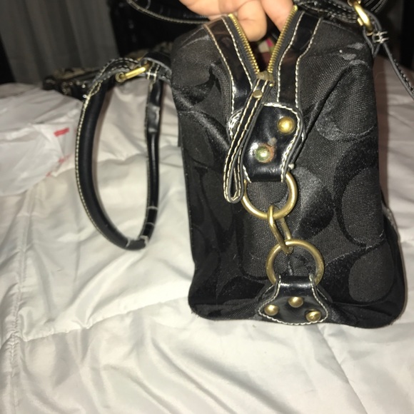 Coach purse - Picture 5 of 7