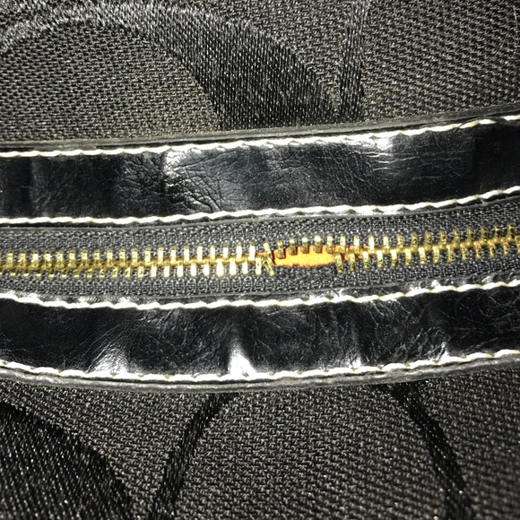 Coach purse - Picture 7 of 7