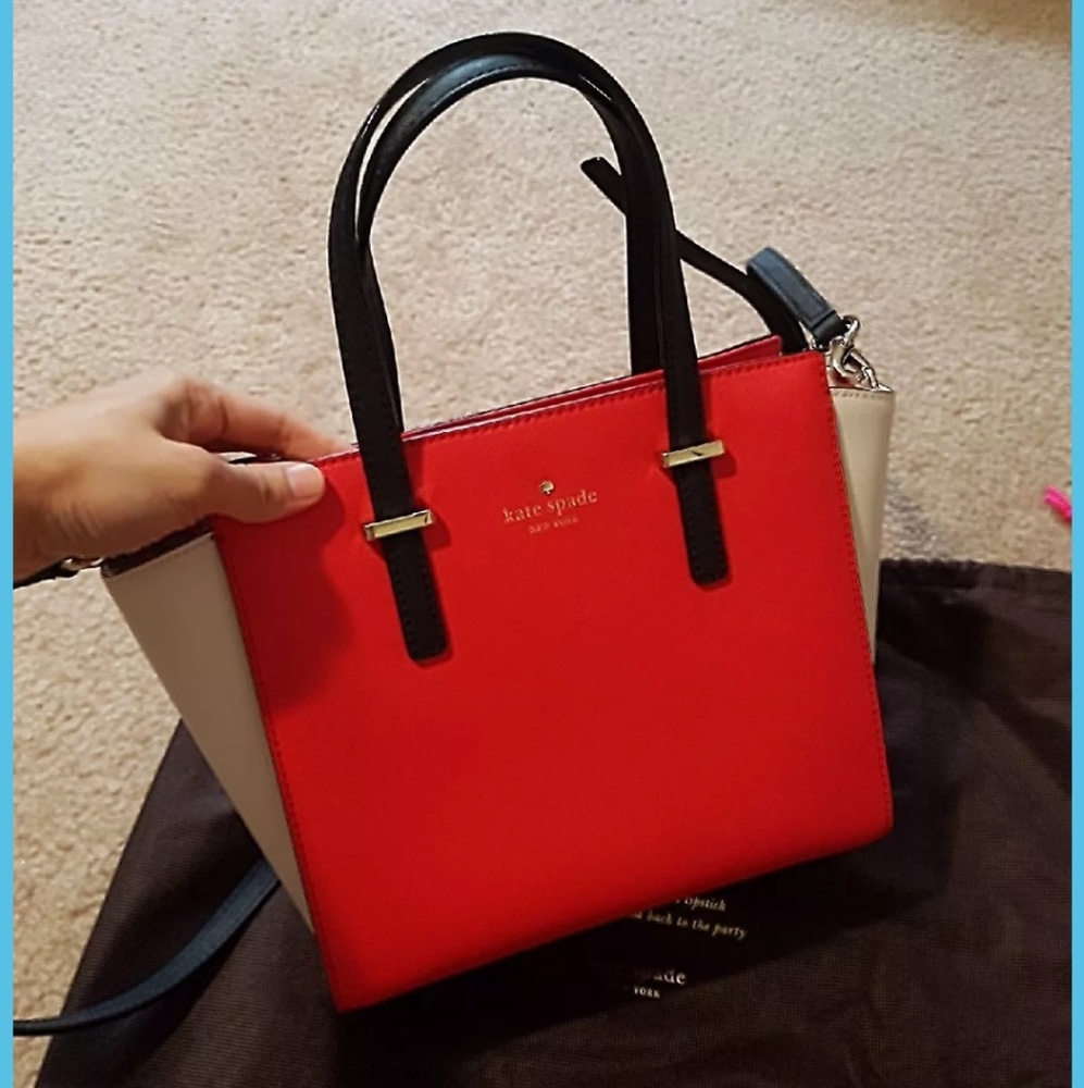 Kate Spade authentic bag. Like new - Picture 2 of 4