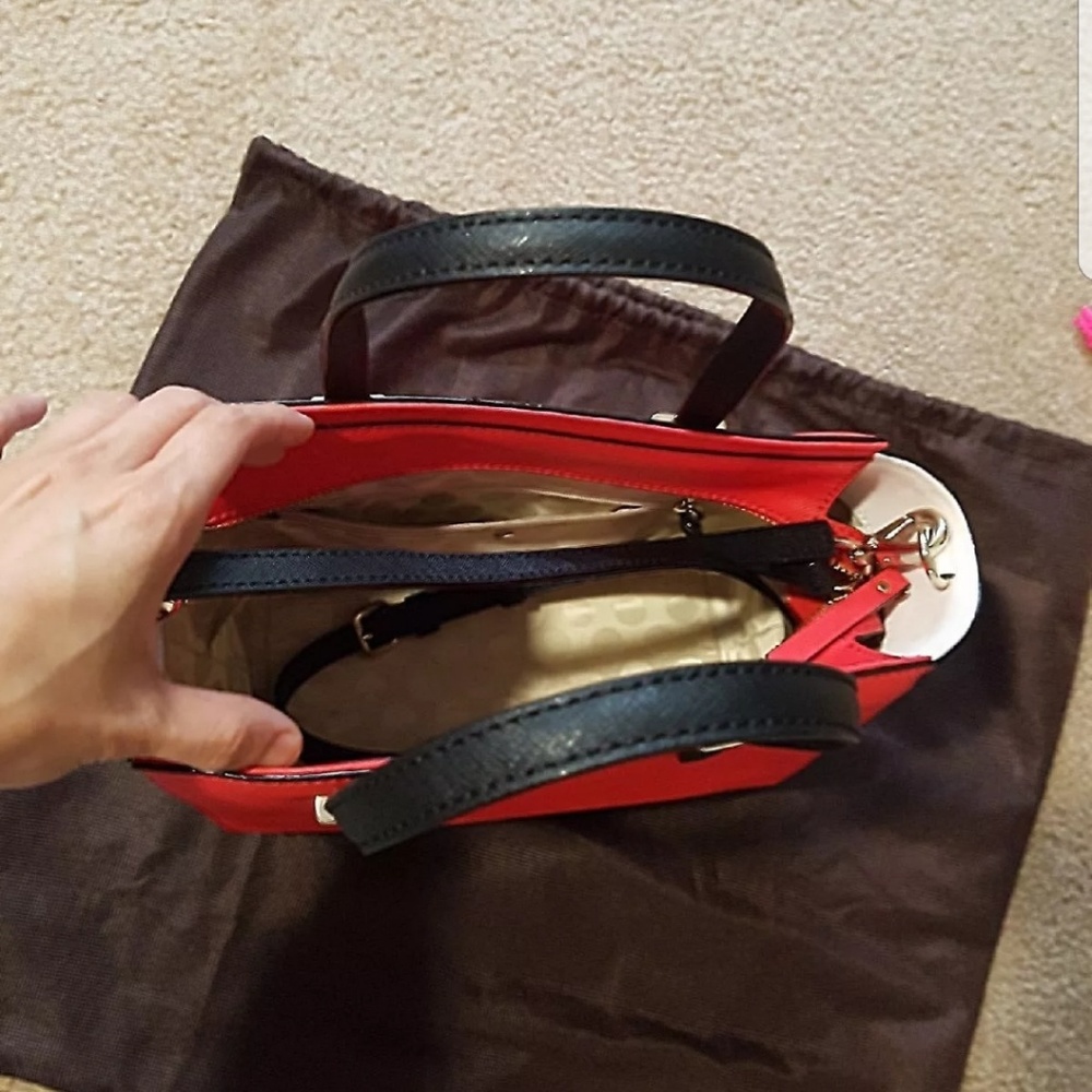 Kate Spade authentic bag. Like new - Picture 3 of 4