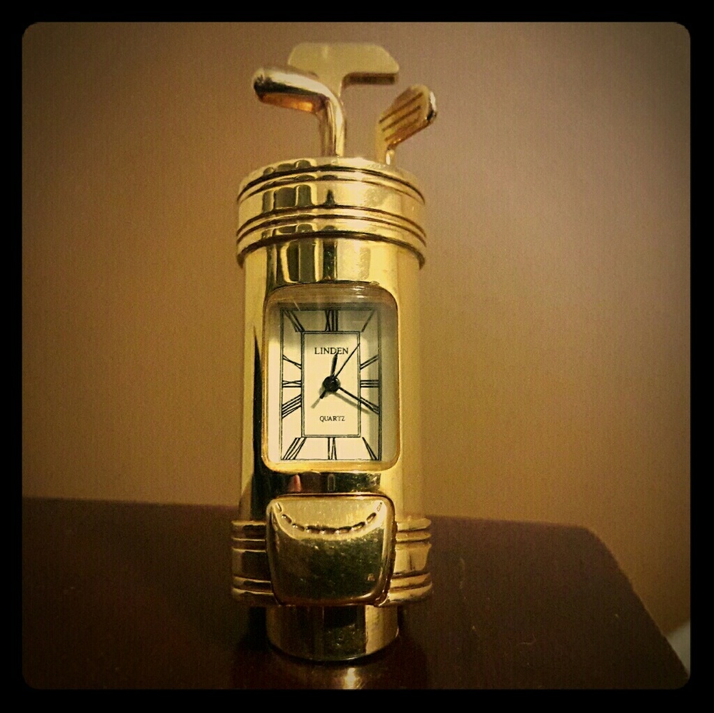 Rare Linden golf bag desk watch