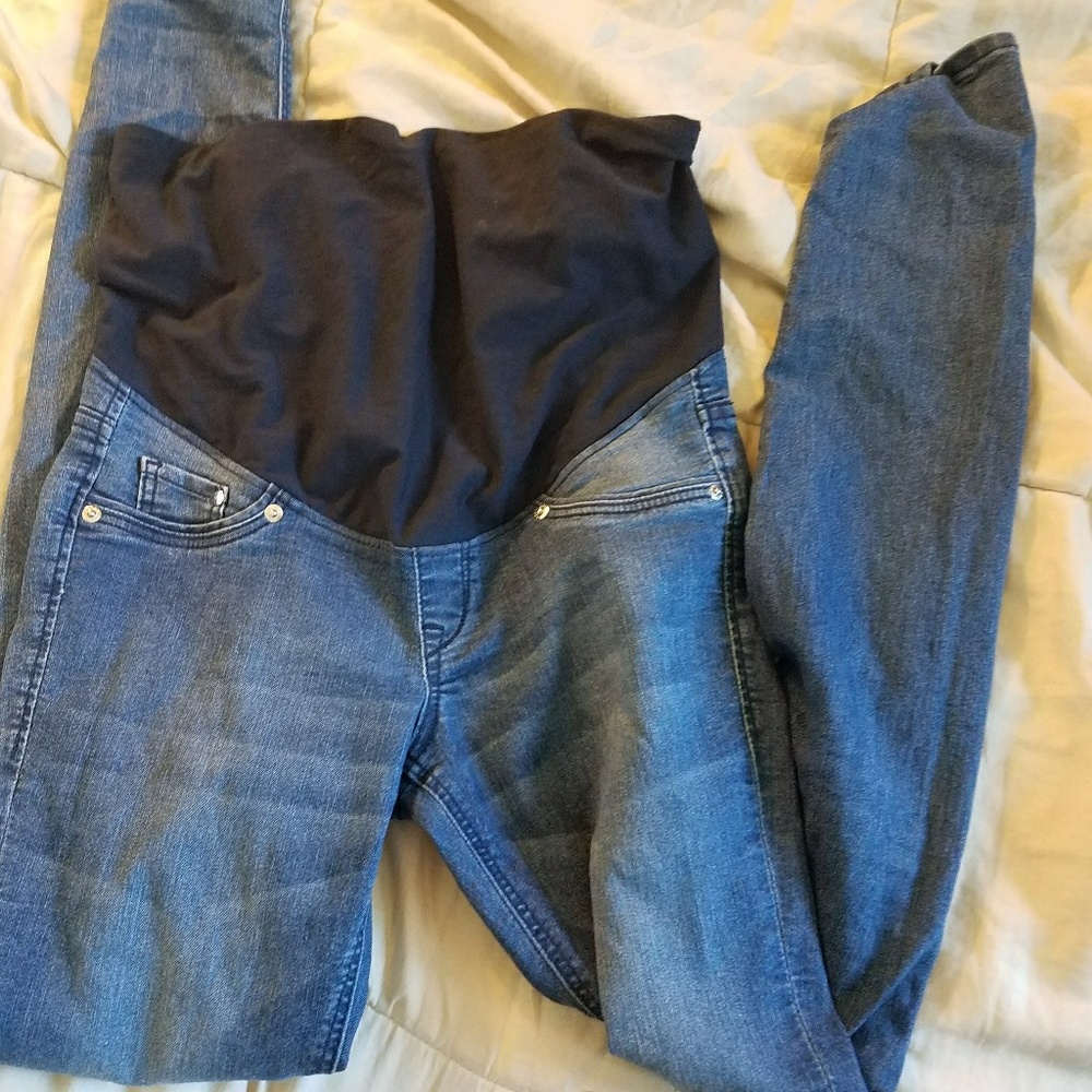 H&M maternity skinny jeans