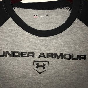 Boys, Under Armour tee. Size 6