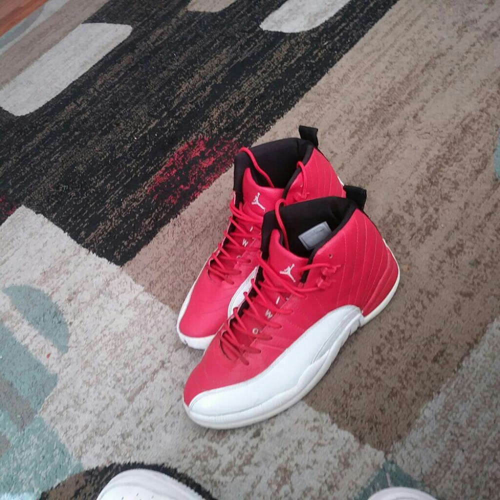 Jordan 12's