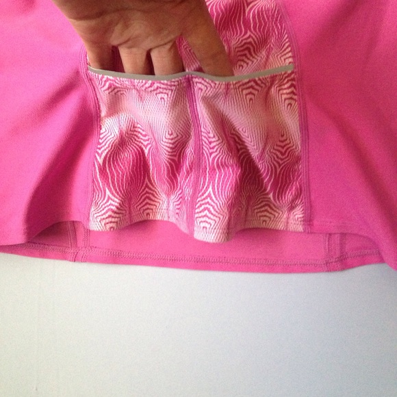 Nike Dri Fit tank Size medium - Picture 5 of 7