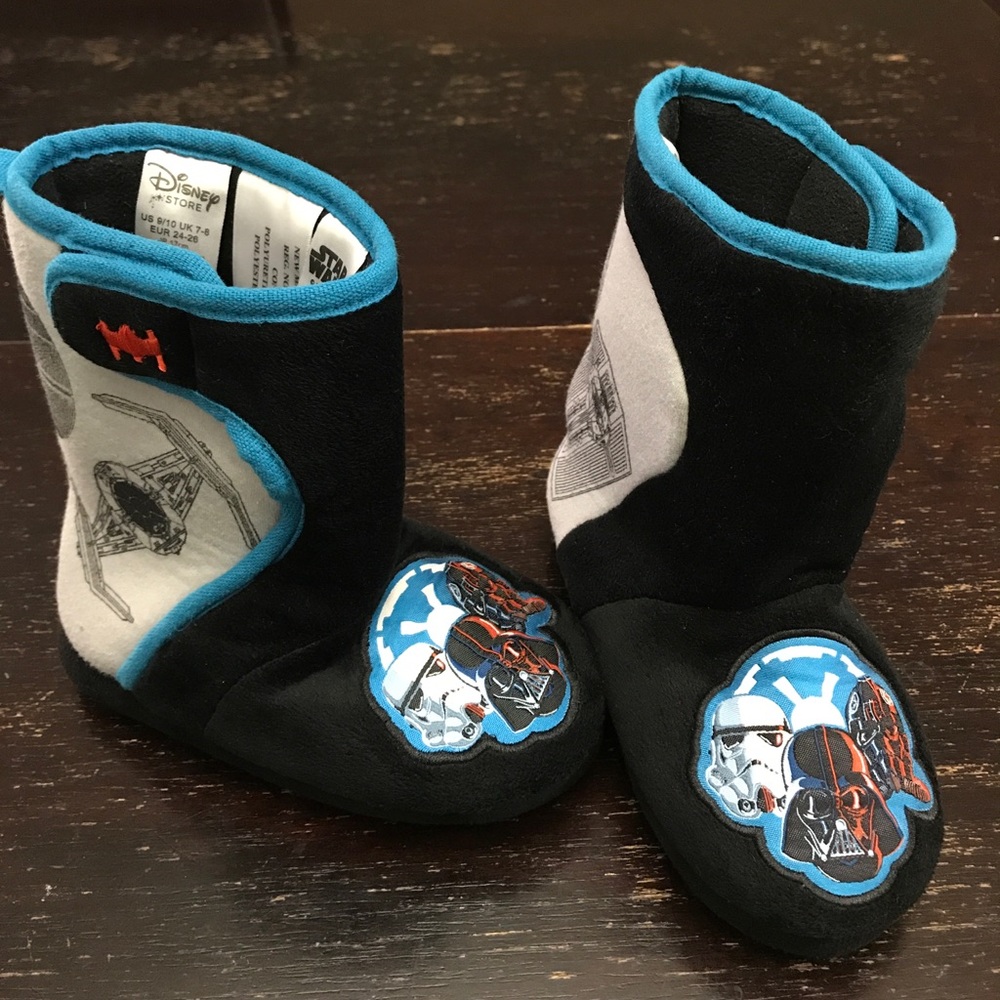 NWOT Star Wars Boot Slippers