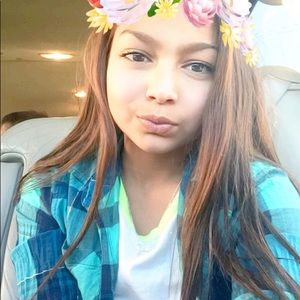 Meet your Posher, Ayesha