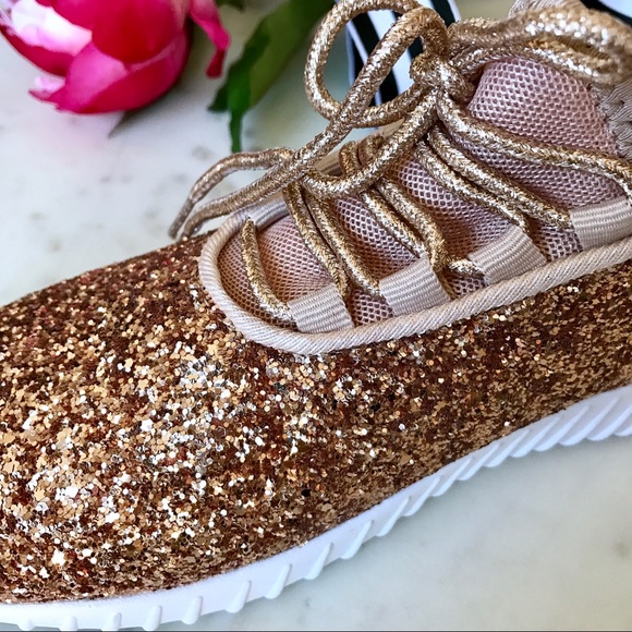🚨LOWEST🚨Rose Gold Glitter Slip On Sneakers - Picture 7 of 8