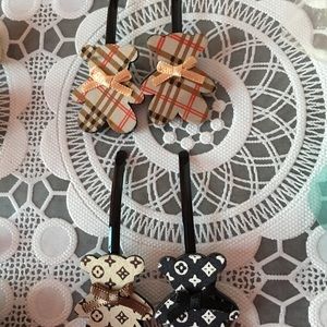 NWT 4 teddy bear hair clips