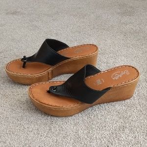 Seychelles Weekenders wedge flip flops NWOT