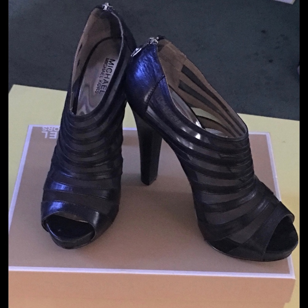 Michal Kors Pumps