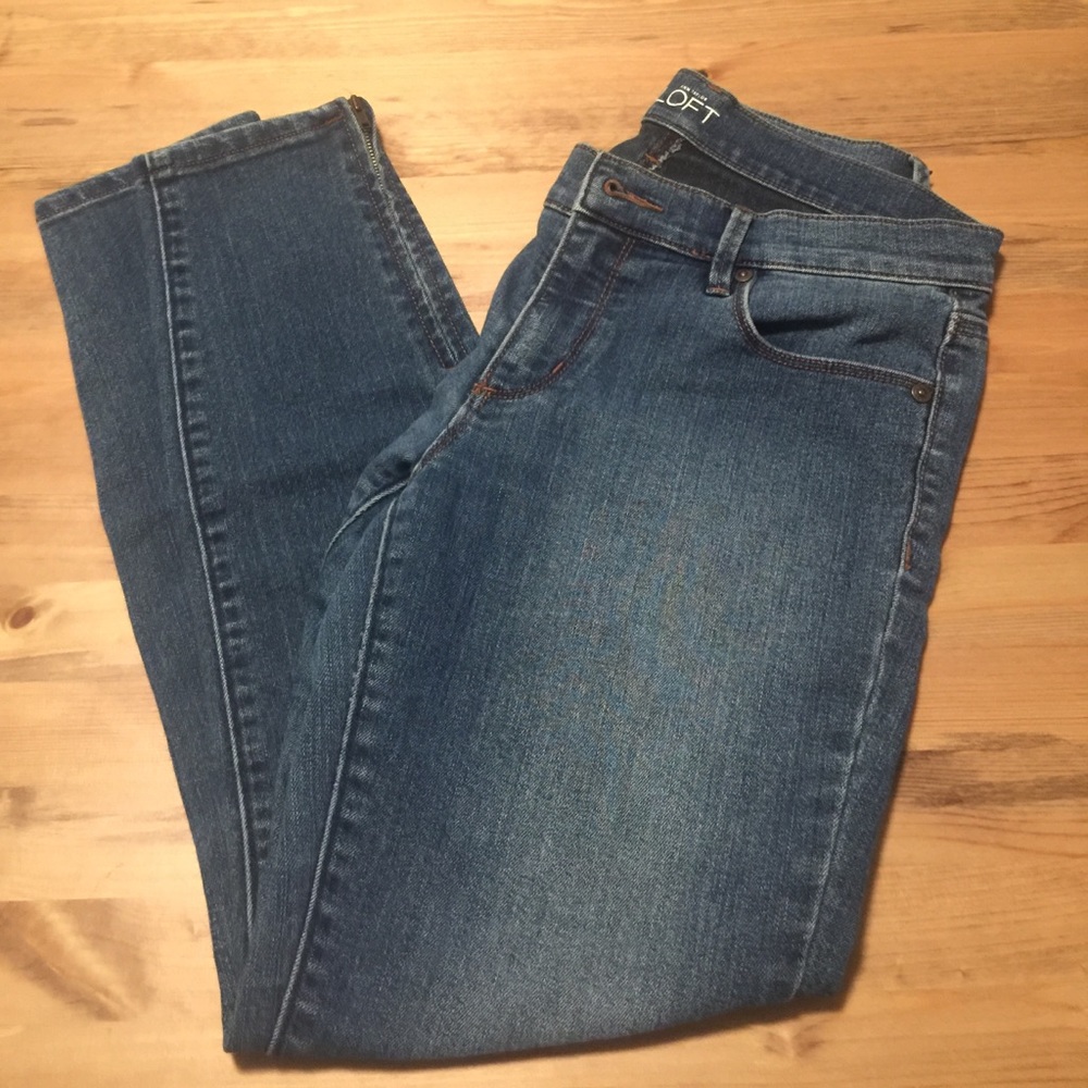LOFT Skinny Ankle Zip Jeans
