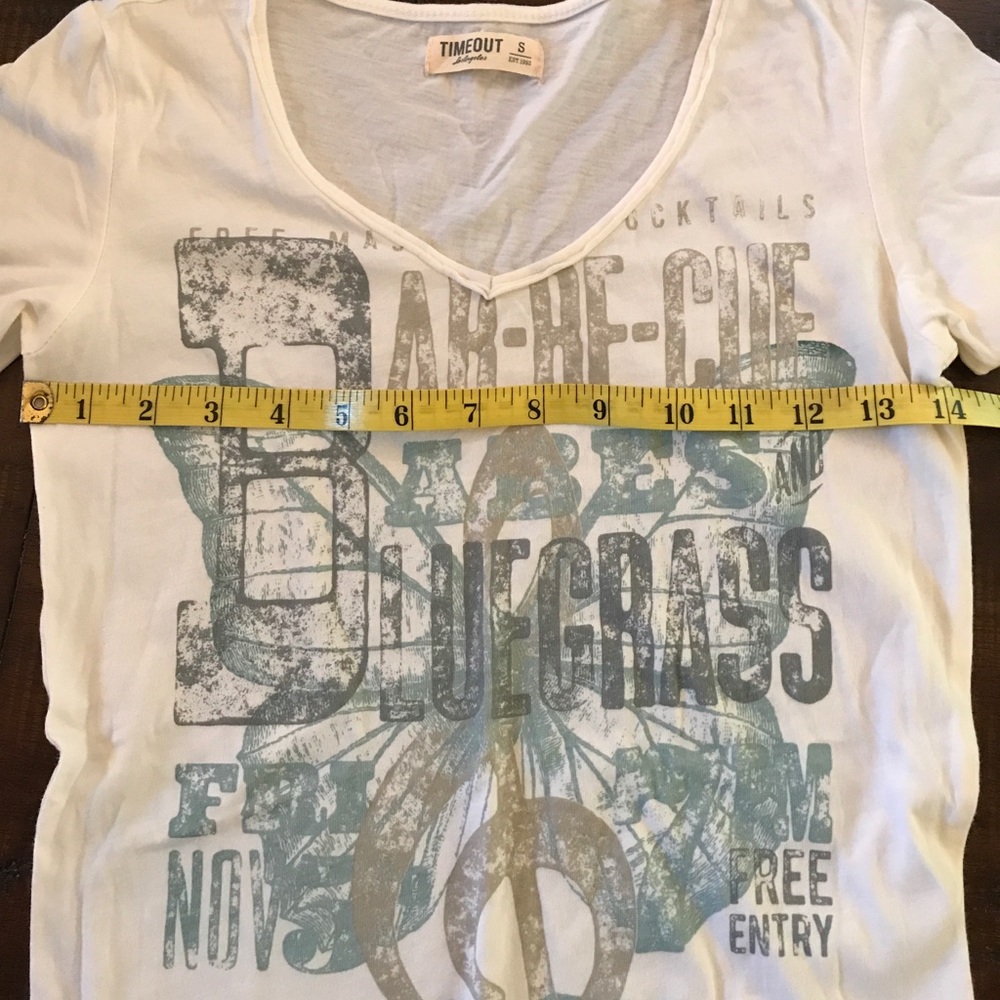 LN~Timeout V-Neck Shirt - Picture 6 of 8