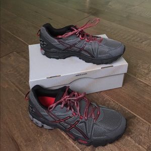 Asics Gel Kahana 8 shoe