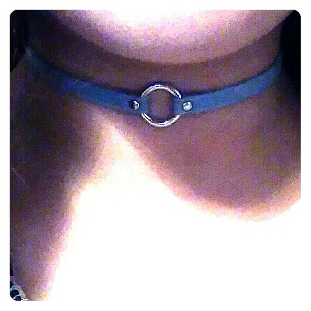 GIVEAWAY TO THE FIRST PERSON TO BUY FROM MY CLOSET