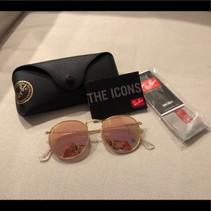 Rose Gold Round Raybans