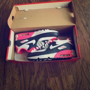 Still brand new never worn at all