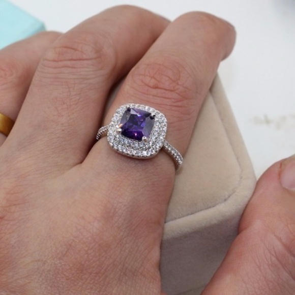 2ct Purple Diamonique 6mm CZ Sterling Silver Ring - Picture 3 of 6
