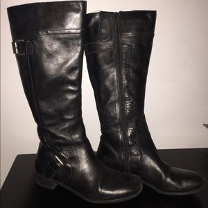 Nine West black leather knee high boots size 8