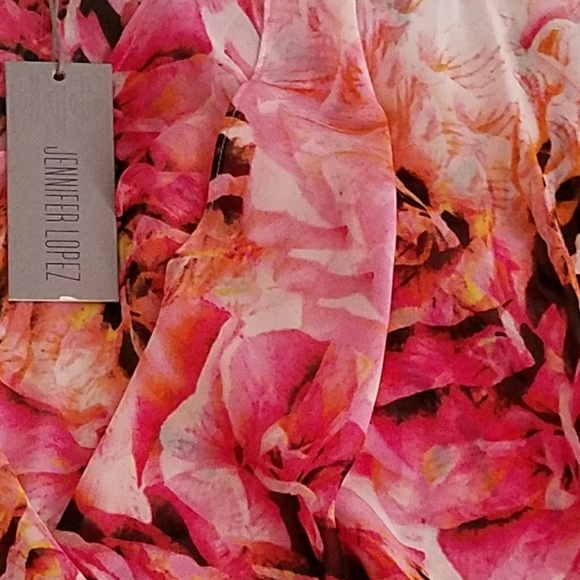 Cold shoulders blouson blouse - Picture 2 of 4