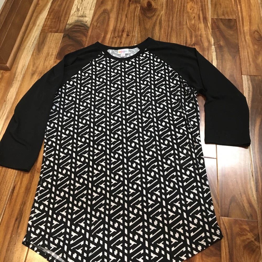 Lula roe shirt