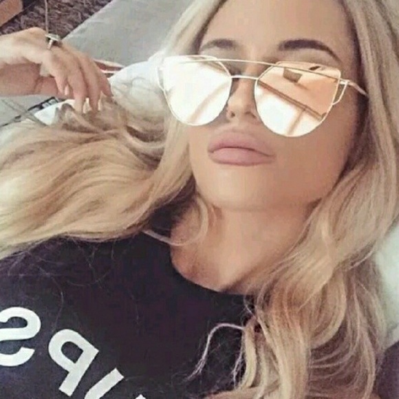 🍭5/$25 Rose Gold Mirrored Cat Eye Sunglasses - Picture 4 of 8