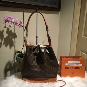 Authentic LV Noe GM Shoulder Bag