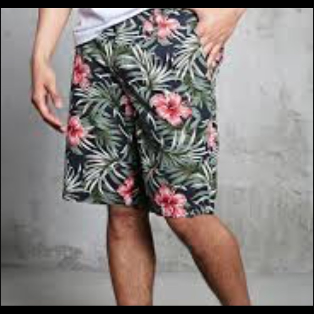 Men's Tropical Print Shorts