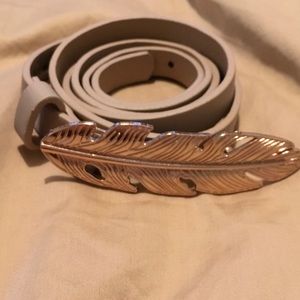 Feather belt