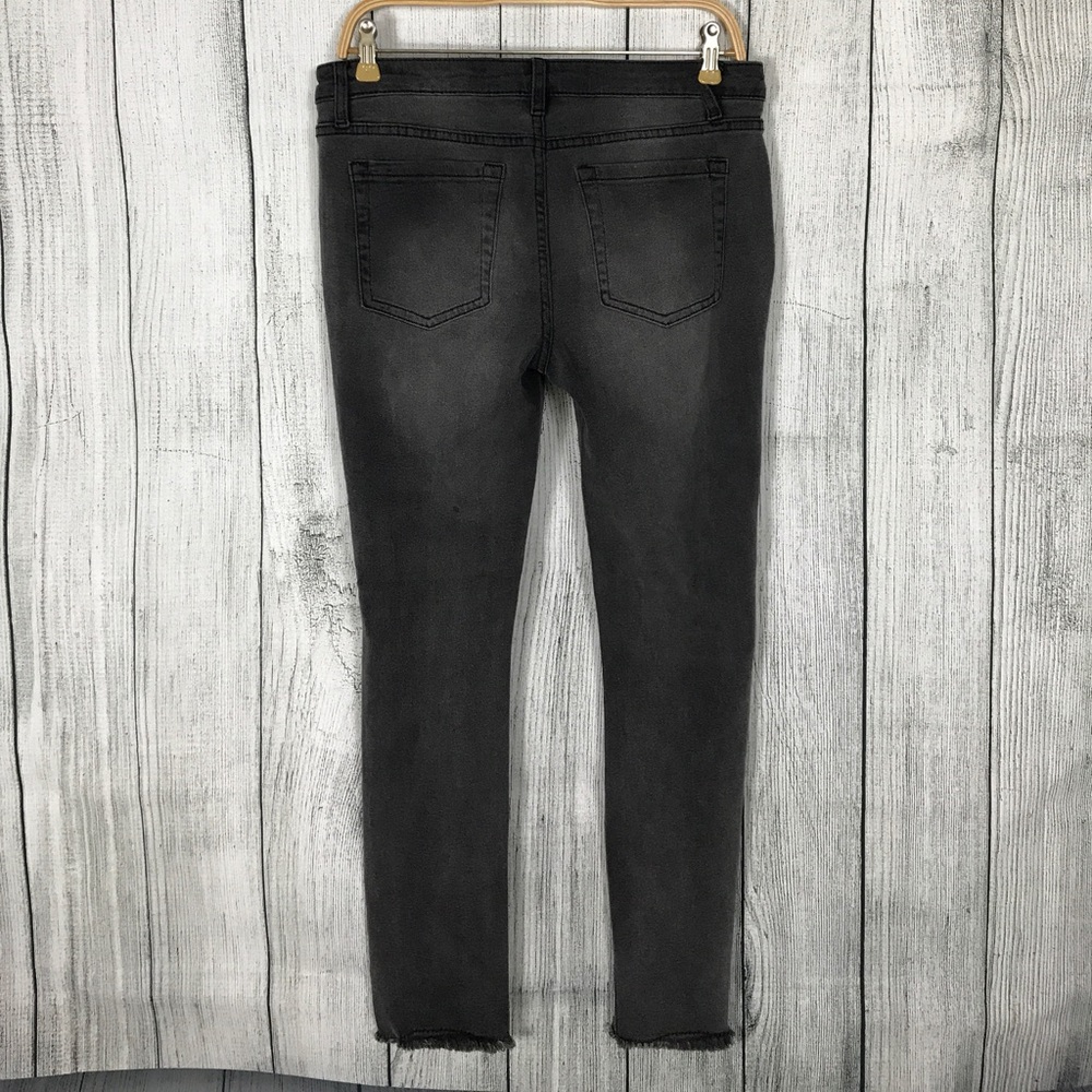 Studded Ripped Jeans with Raw Hems - Picture 4 of 8