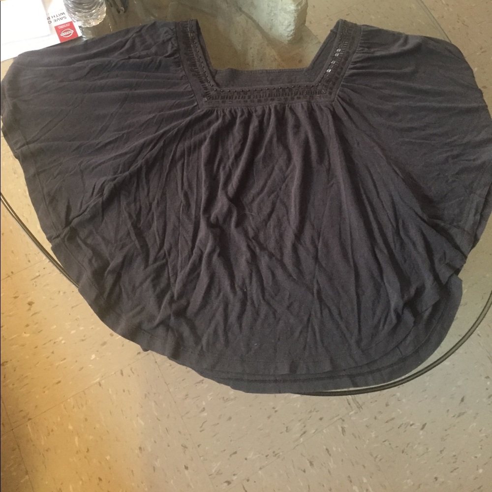 American Eagle Embroidered gray top Dolman sleeves