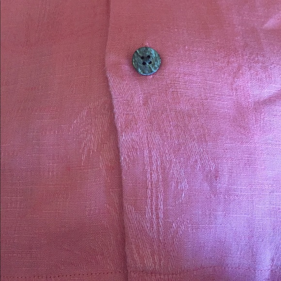 Men's Tommy Bahama pink linen button up shirt - Picture 3 of 5