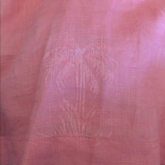 Men's Tommy Bahama pink linen button up shirt - Picture 4 of 5