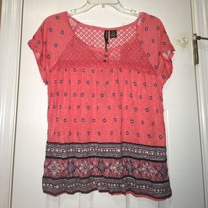 Flowery short sleeve too