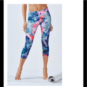 Fabletics Salar Capri small