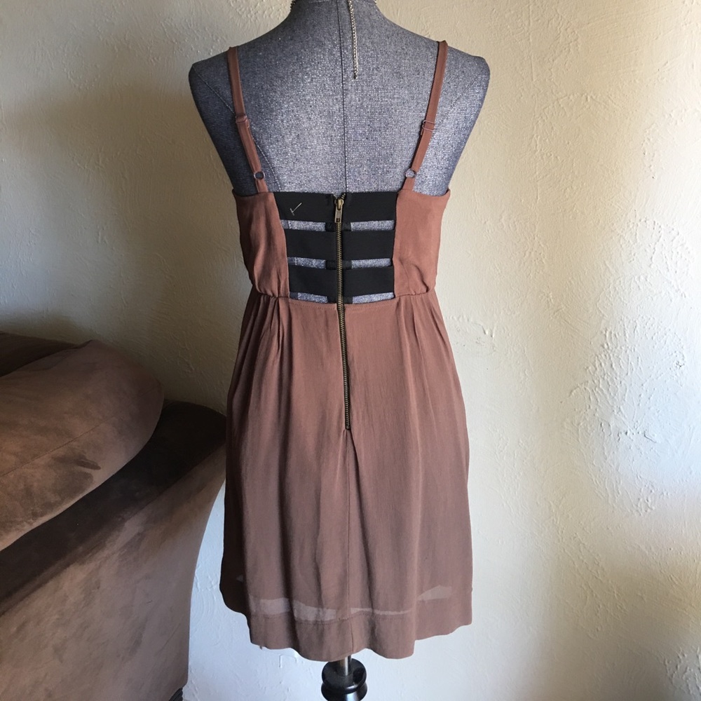 FOREVER 21 DRESS