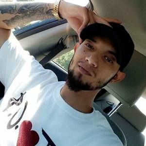 Meet your Posher, Carlos