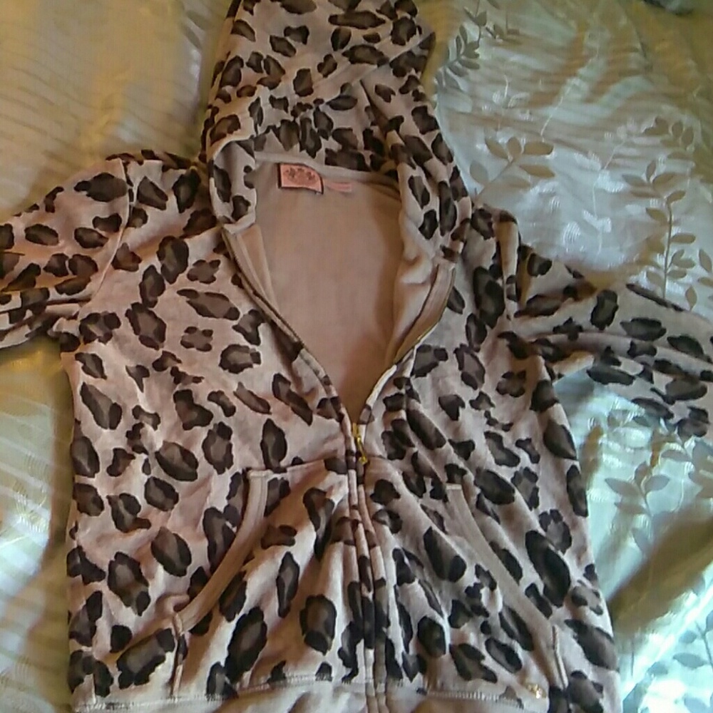Juicy Couture - Picture 2 of 3