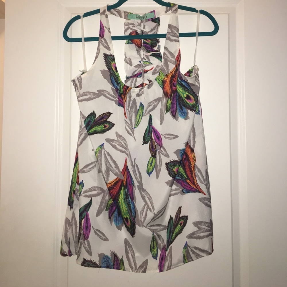NWOT - Peacock feather sleeveless blouse