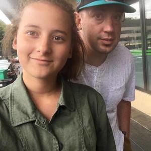 Meet your Posher, Larry